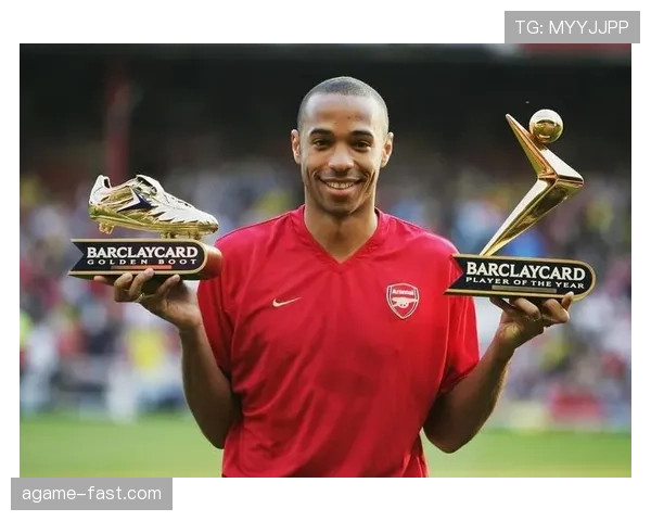 凯恩与萨拉赫的金靴之争：进攻方式与体系贡献度对比