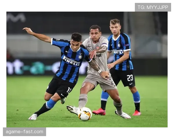 AC米兰阵容更新背景下核心稳定性变化，当前赛季表现受限对球队影响显现